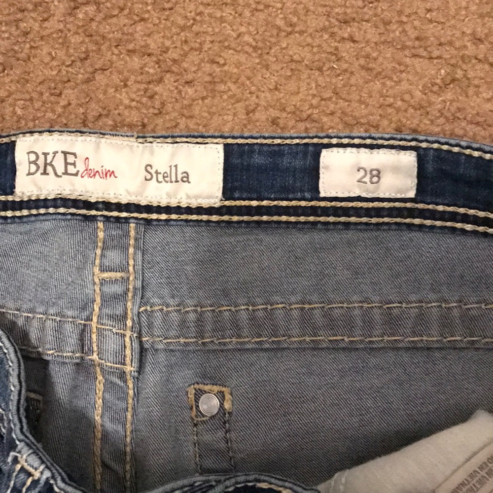 Bke Capris - image 3